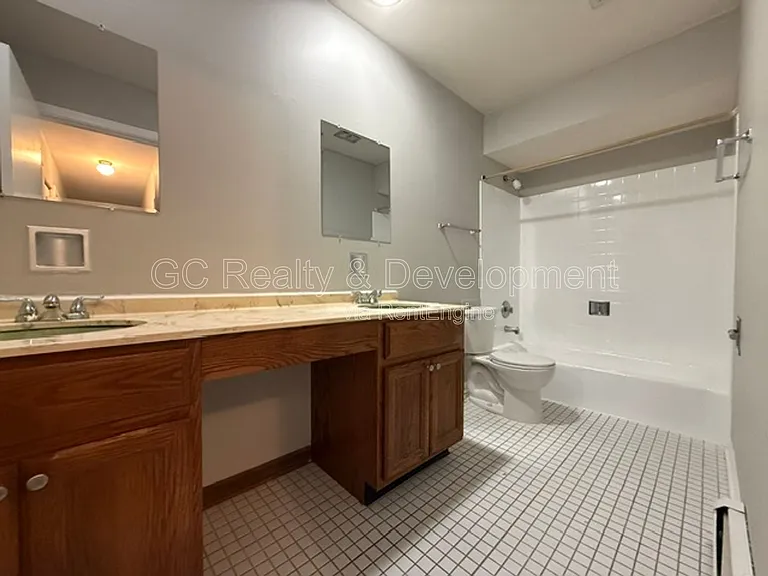 525 N Highview Ave #206 — Photo 15