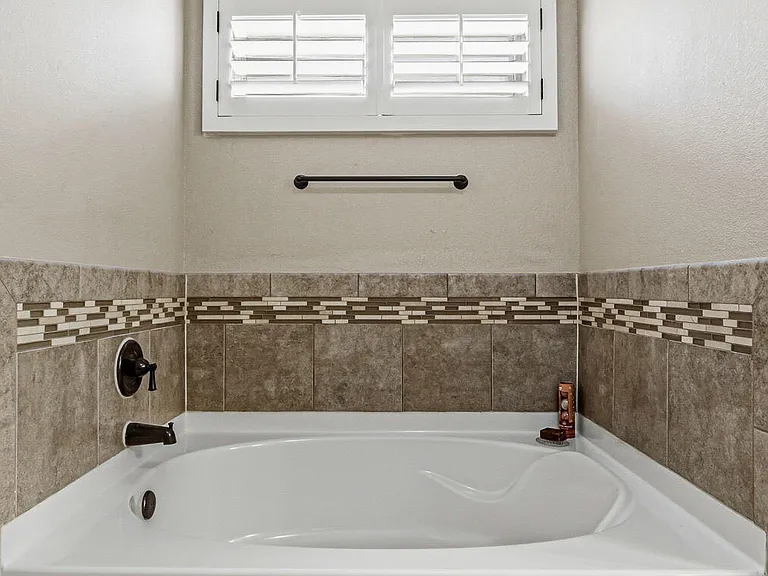 14745 Orsten Artis Ave — Photo 40