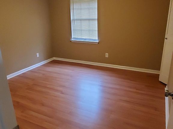 2nd image of 12 Mimosa Dr