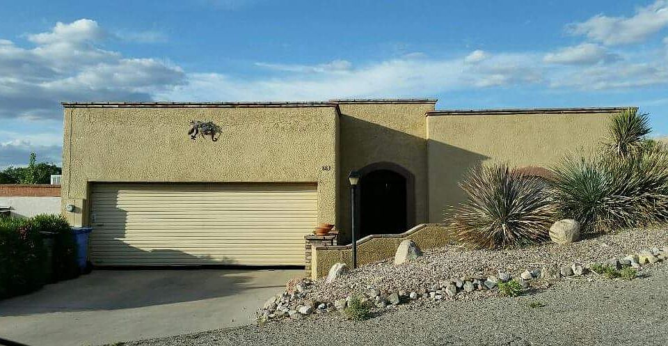 1st image of 883 E Calle Esplendor