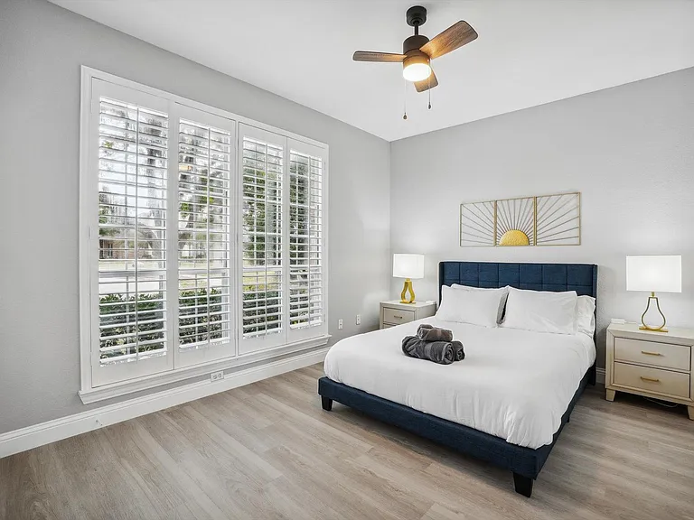 2401 Scarlet Oak Dr — Photo 27