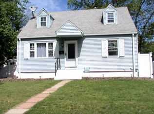 213 Pheland St, Springfield, MA 01109