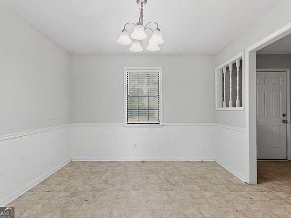 5th image of 2809 Butler Manor Dr