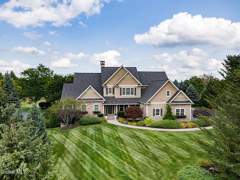 2nd image of 50 Grand View Drive