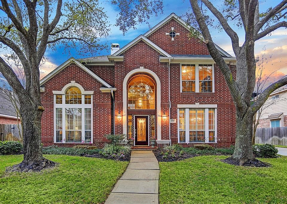 1st image of 1910 Chatham Trails Ct