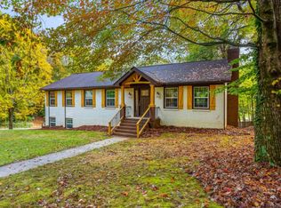 802 Montrose Dr, Greensboro, NC 27410