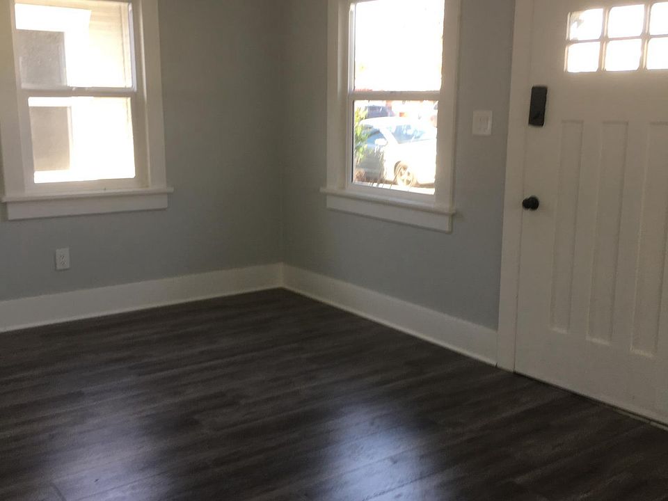 1st image of 2519 Lincoln Ave