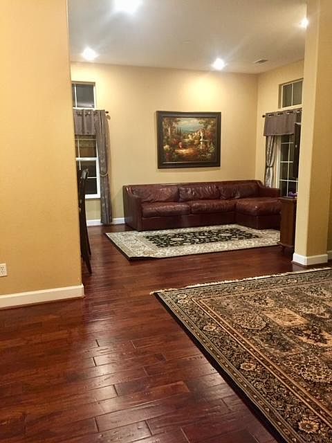 1st image of 493 Norwood Cir