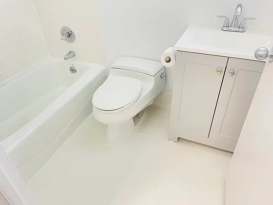 Rented by Oxford Property Group | media 13