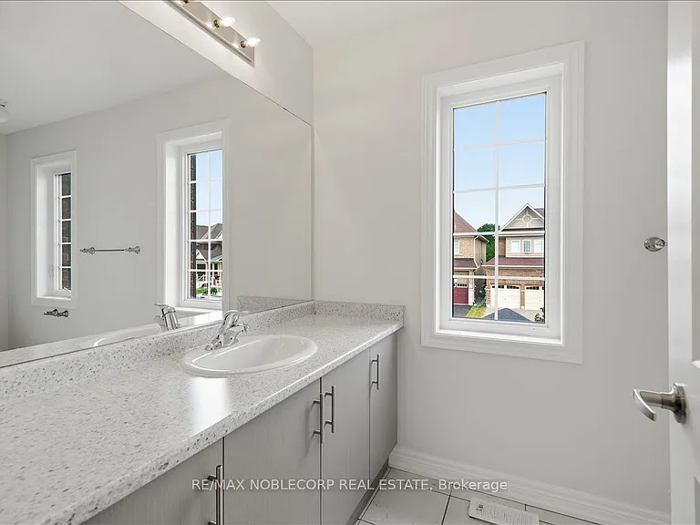 226 Bruce Cameron Dr — Photo 26