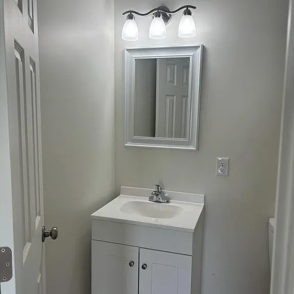 512 S Brownsville St — Photo 6