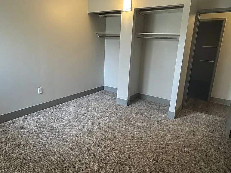 The Village at Gray's Lake Apartments - Des Moines — Photo 95