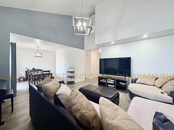 5th image of 240 E Pastime Rd #1