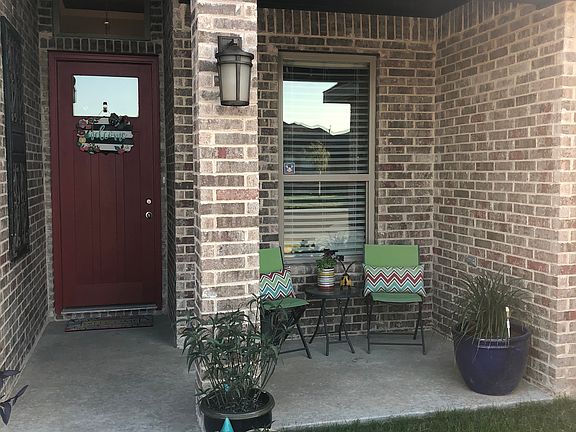 4th image of 1204 Lumina Ct