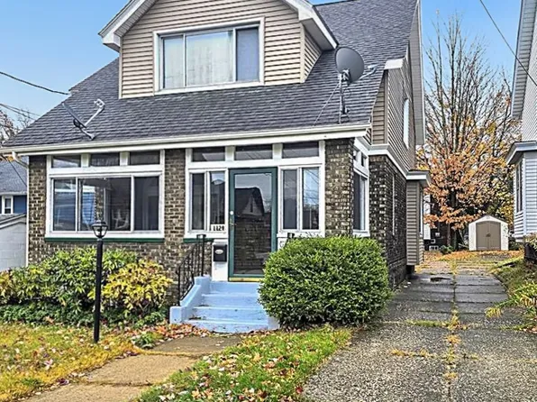 1129 E 4th St, Erie, PA 16507