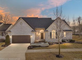 25336 Sutton Ct, Novi, MI 48374