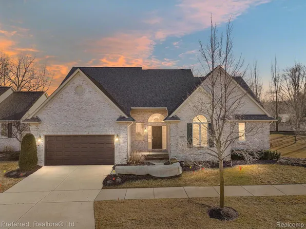 25336 Sutton Ct, Novi, MI 48374