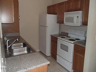 3rd image of 7800 Point Meadows Dr APT 824