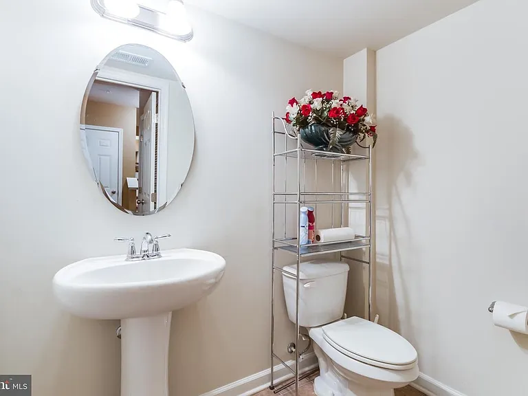 4287 Talmadge Cir — Photo 3