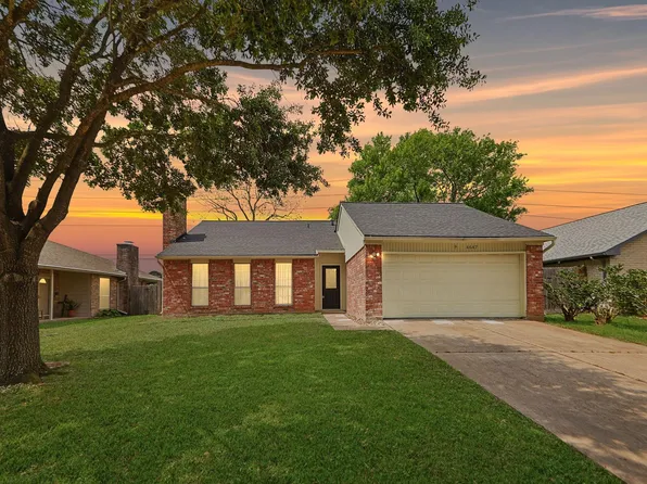 4647 Glenvillage St, Houston, TX 77084