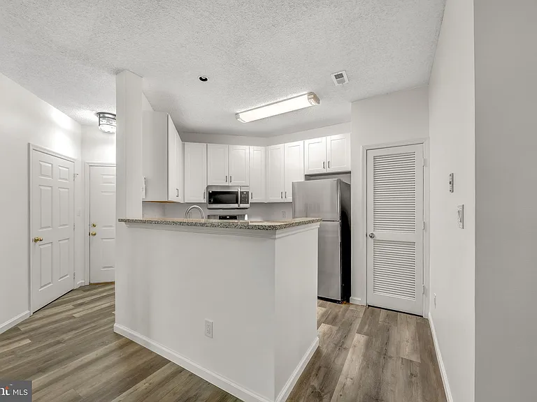 4417 Fair Stone Dr #103 — Photo 2