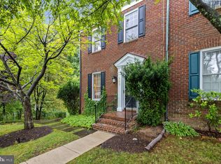 443 Tschiffely Square Rd, Gaithersburg, MD 20878