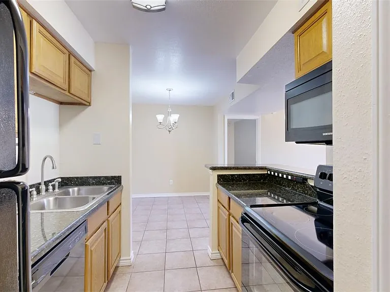 904 University Oaks Blvd #97 — Photo 18