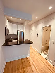 Rented by Metropolis Real Estate of Manhattan