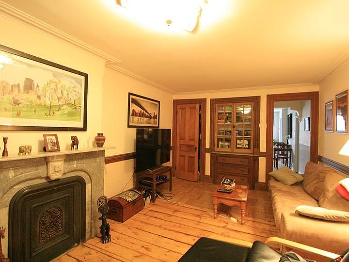 1st image of 481 8th St #1