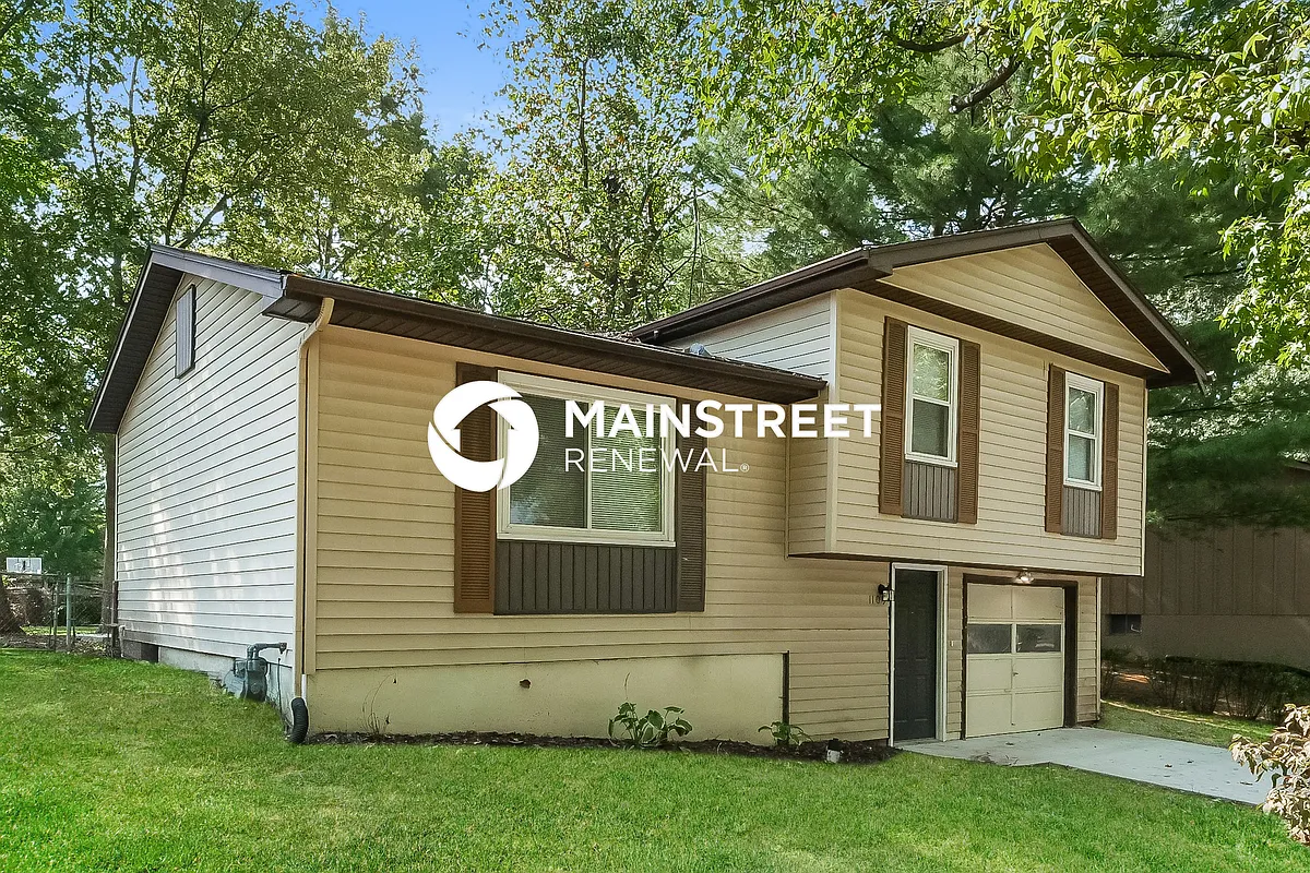 Front View - 1109 NE Columbus St