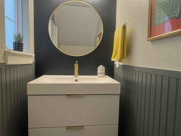 516 S Post Oak Ln #9 — Photo 17