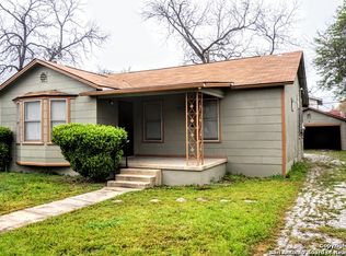 1813 Sacramento, San Antonio, TX 78201