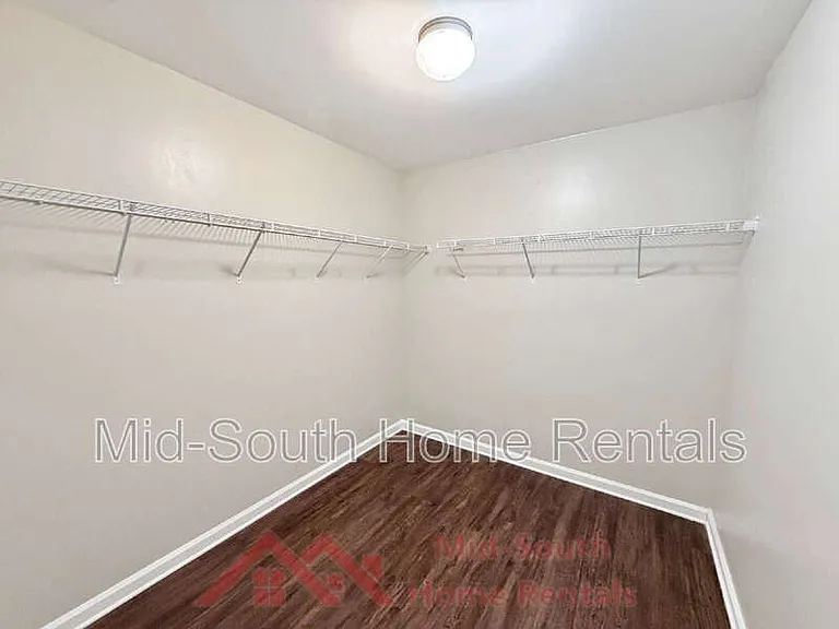 5626 Tulip Tree Dr — Photo 15