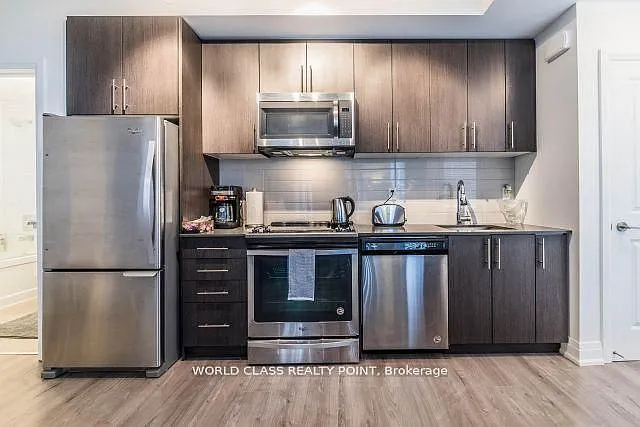 Building Photo - 780 Sheppard Ave E #Townhouse 62