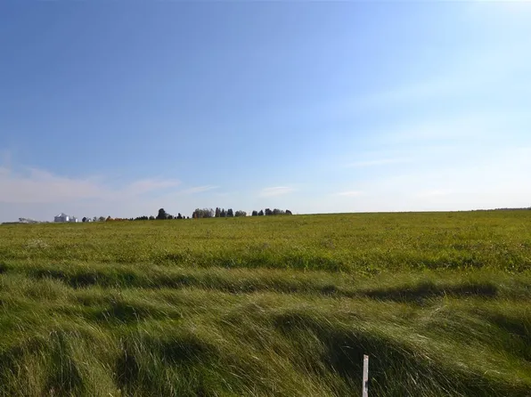 105 Royal Ave, Edgar, WI 54426