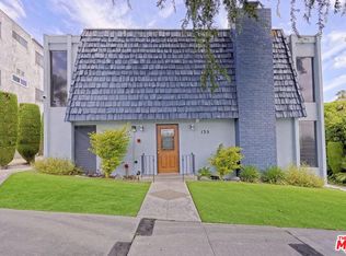 135 W 64th Pl, Inglewood, CA 90302