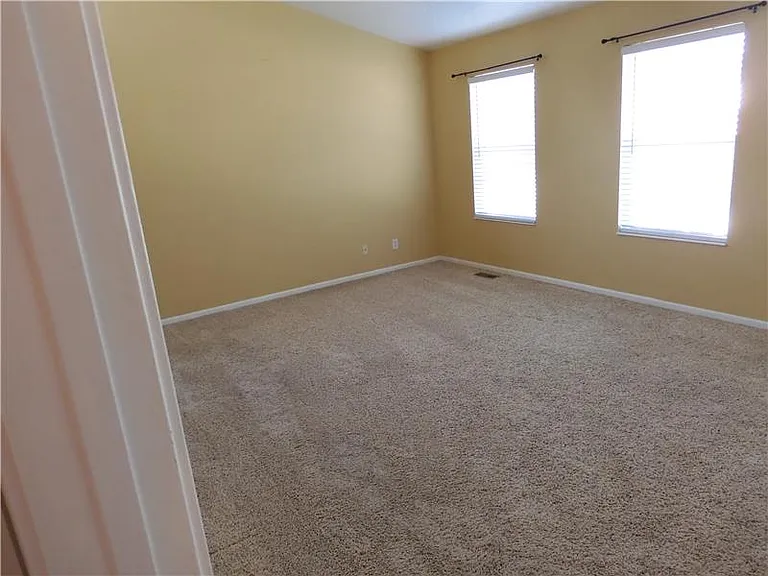 3025 Wolf Creek Way — Photo 23