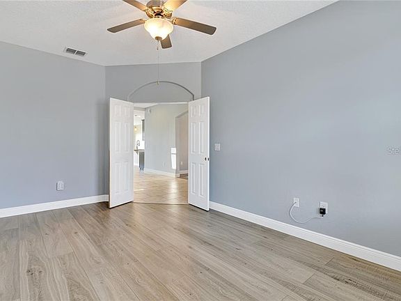 4th image of 16317 Wind View Ln