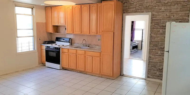 Rented by Virtual Real Estate | media 3