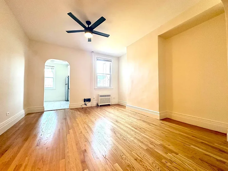 222 N Henry St #2 — Photo 6