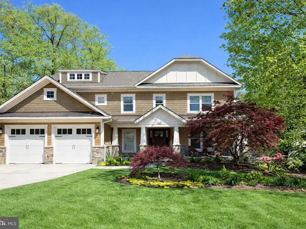 3651 N Harrison St, Arlington, VA 22207