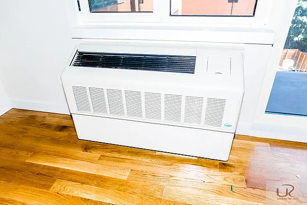 Rented by Town Residential | media 7