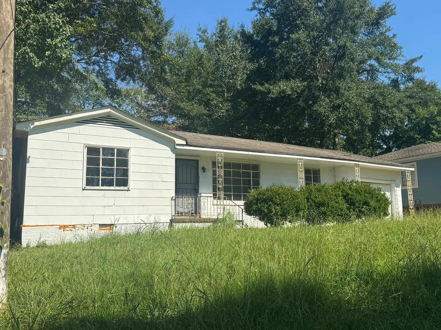 3 bed, 1136 sqft, $950 — Photo 2