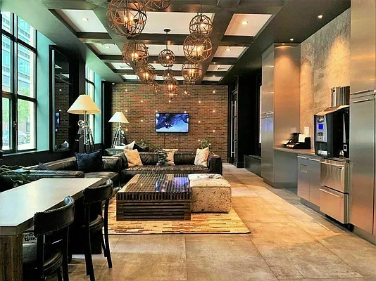 Rented by The KCI Group | media 84