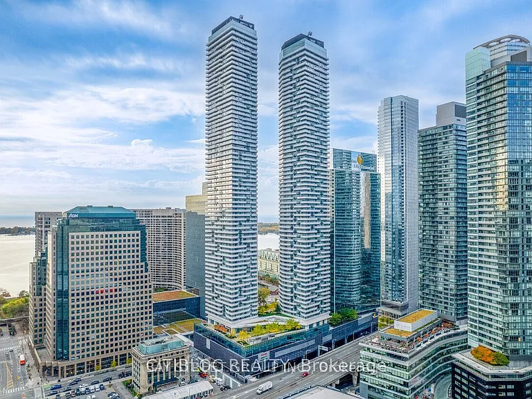 88 Harbour St #2011 — Photo 2