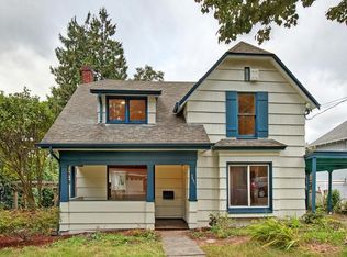 3651 Ashworth Ave N, Seattle, WA 98103