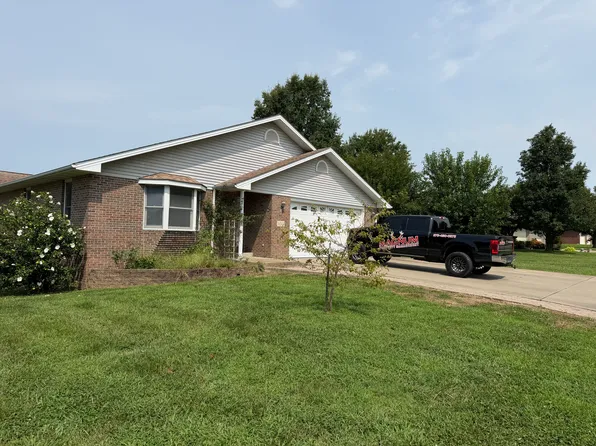 1011 Aaron Dr, Jackson, MO 63755