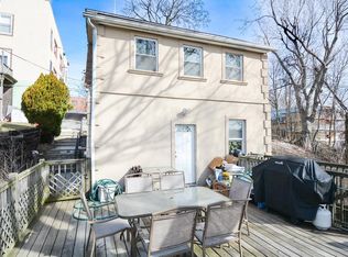 114 High St, Yonkers, NY 10703