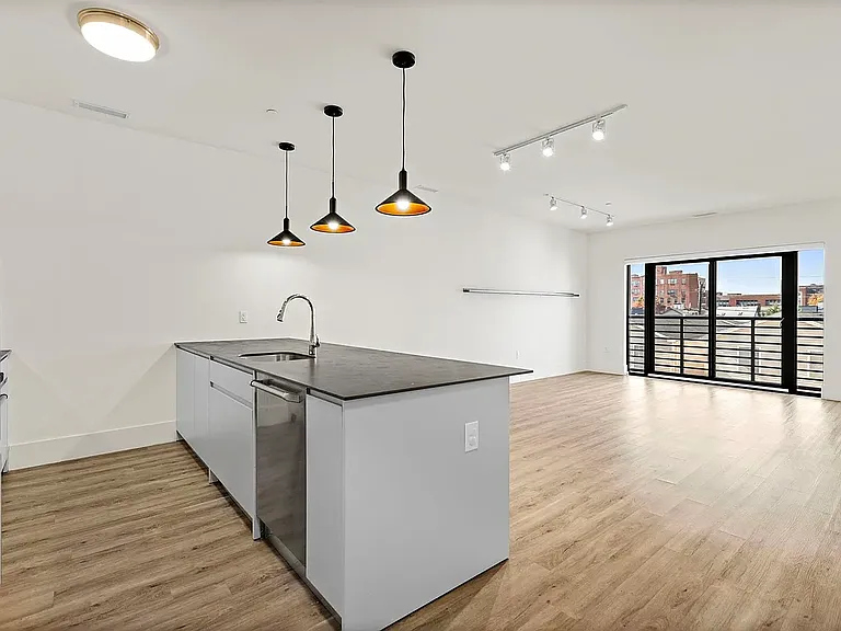 391 Palisade Ave #501 — Photo 4