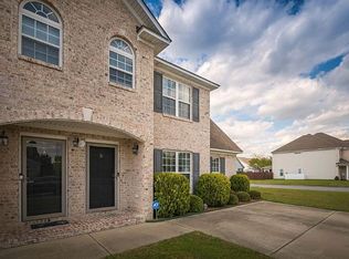 1601 Cambria Dr #B, Greenville, NC 27834